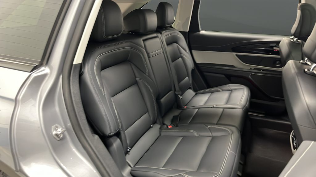 2025 Lincoln Nautilus Premiere Hybrid