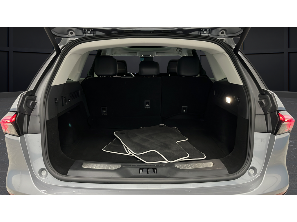 2025 Lincoln Nautilus Premiere Hybrid