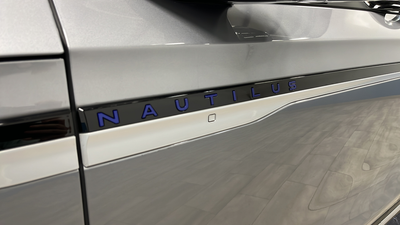 2025 Lincoln Nautilus Premiere Hybrid