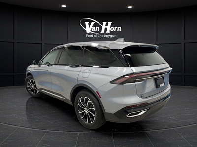 2025 Lincoln Nautilus Premiere Hybrid