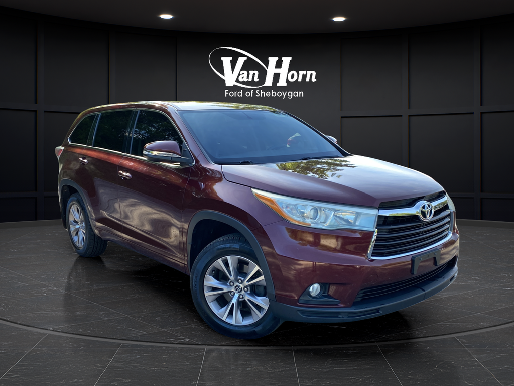 2016 Toyota Highlander LE Plus V6