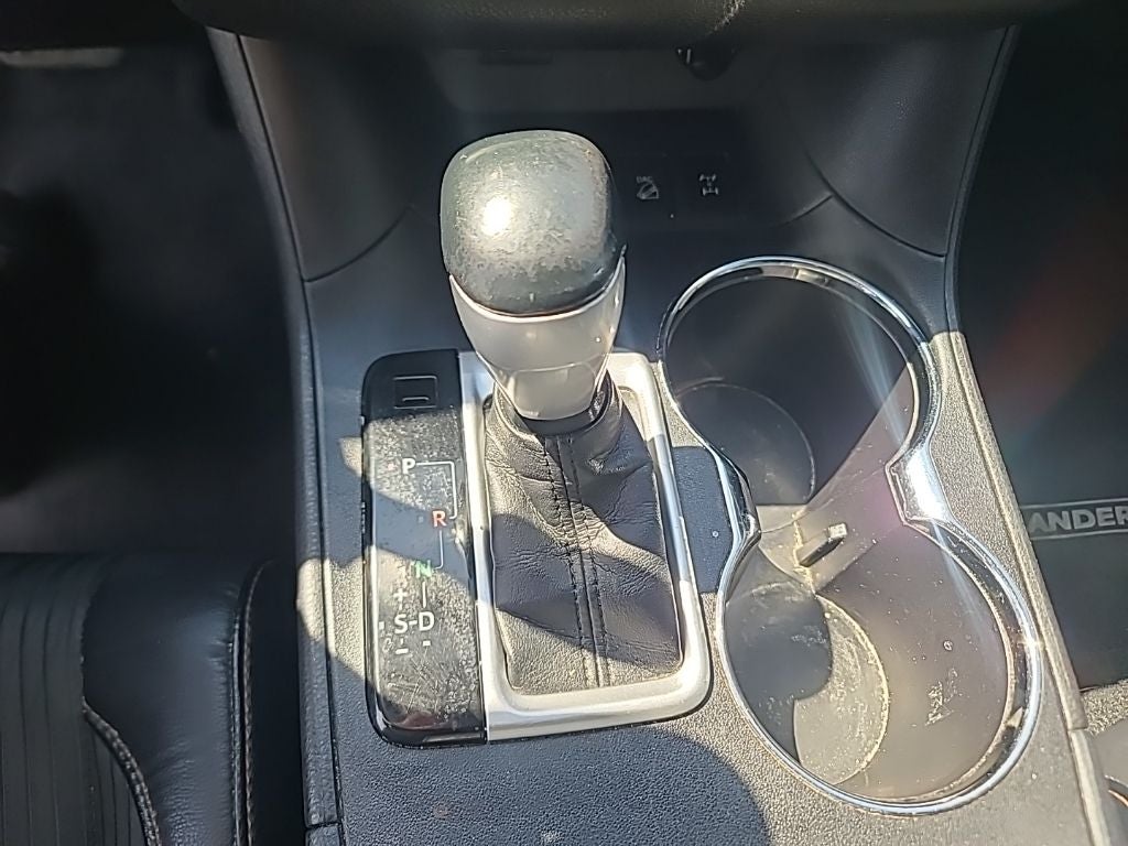 2016 Toyota Highlander LE Plus V6