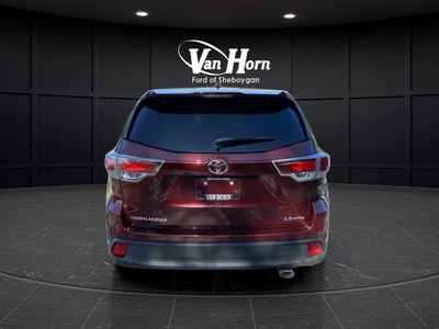 2016 Toyota Highlander LE Plus V6