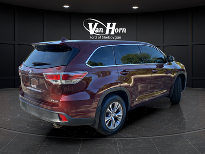2016 Toyota Highlander LE Plus V6