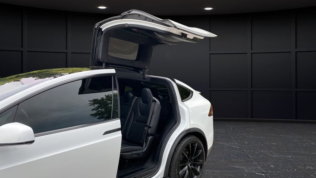 2020 Tesla Model X Long Range