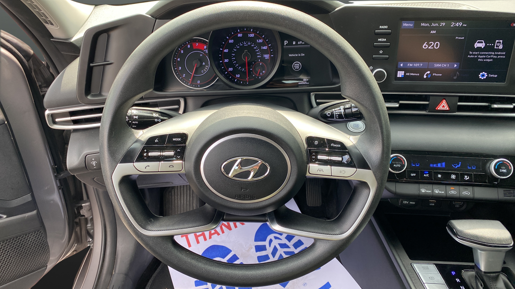 2022 Hyundai Elantra SEL