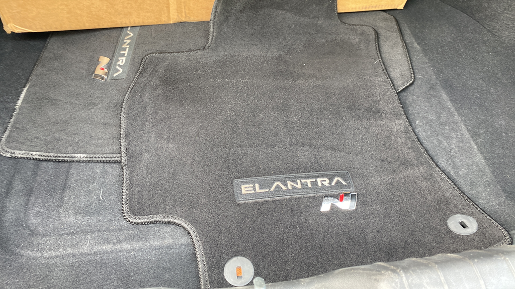 2022 Hyundai Elantra N Base
