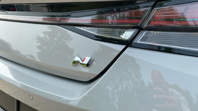 2022 Hyundai Elantra N Base