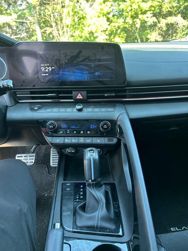 2022 Hyundai Elantra N Base
