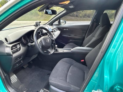 2018 Toyota C-HR XLE Premium