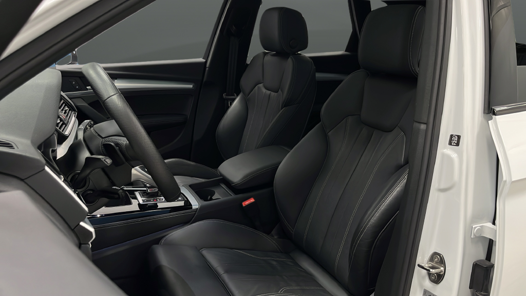 2024 Audi Q5 45 S line Premium quattro