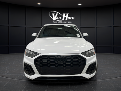 2024 Audi Q5 45 S line Premium quattro