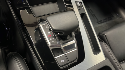 2024 Audi Q5 45 S line Premium quattro