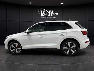 2024 Audi Q5 45 S line Premium quattro