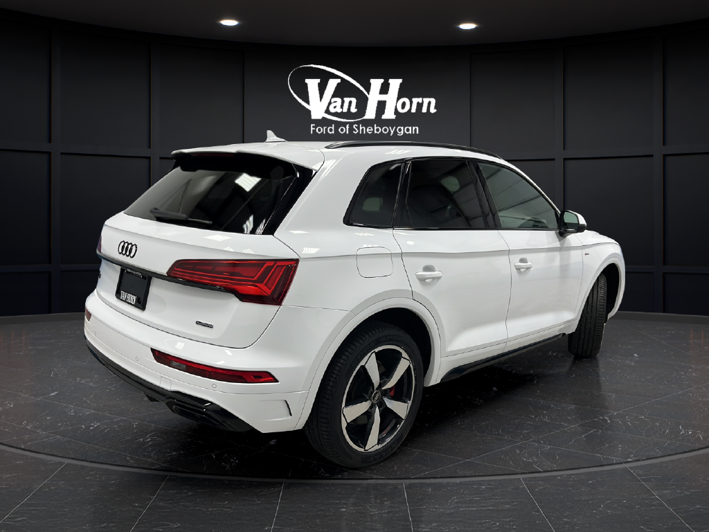 2024 Audi Q5 45 S line Premium quattro