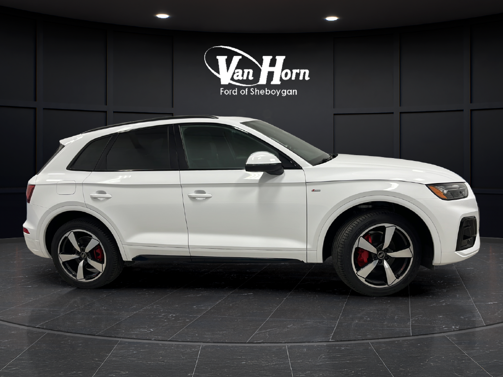 2024 Audi Q5 45 S line Premium quattro