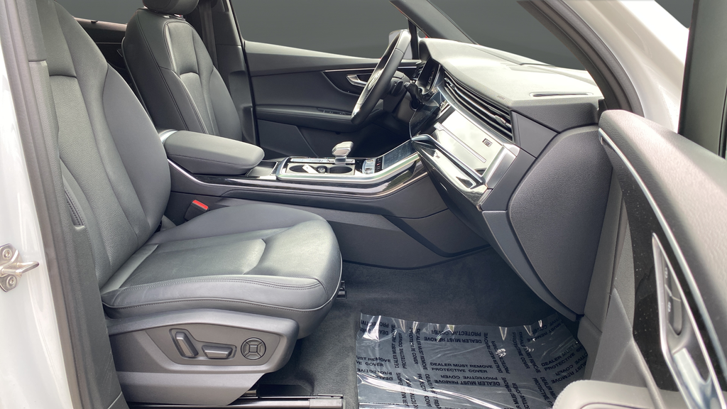 2022 Audi Q7 55 Prestige quattro