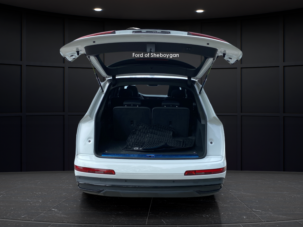 2022 Audi Q7 55 Prestige quattro