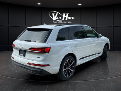 2022 Audi Q7 55 Prestige quattro
