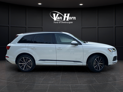 2022 Audi Q7 55 Prestige quattro