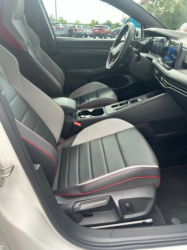 2022 Volkswagen Golf GTI Autobahn
