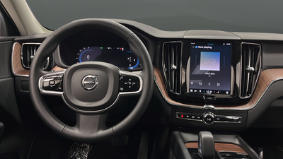 2024 Volvo XC60 B5 Plus Dark Theme