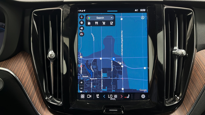 2024 Volvo XC60 B5 Plus Dark Theme