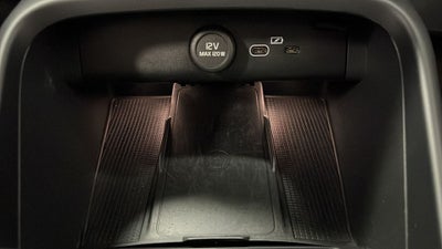 2024 Volvo XC40 B5 Core