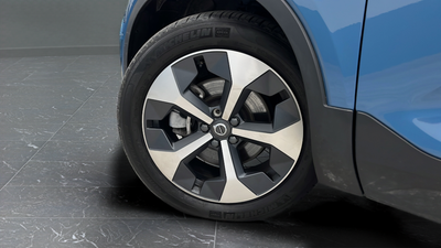 2024 Volvo XC40 B5 Core