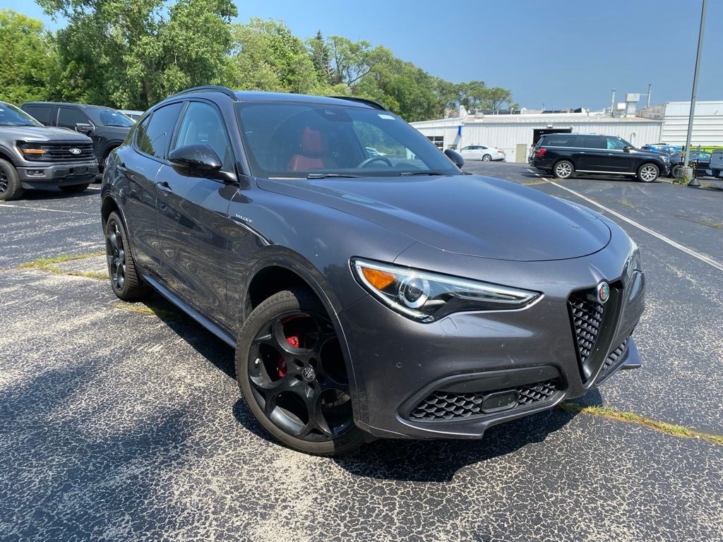 2022 Alfa Romeo Stelvio Veloce