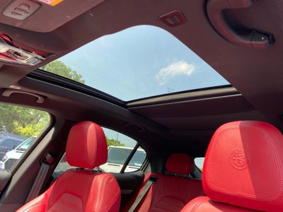 2022 Alfa Romeo Stelvio Veloce