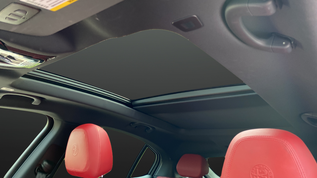 2022 Alfa Romeo Stelvio Veloce