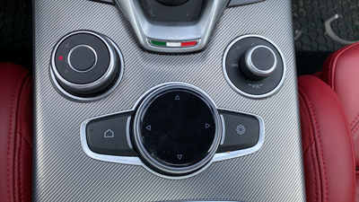 2022 Alfa Romeo Stelvio Veloce