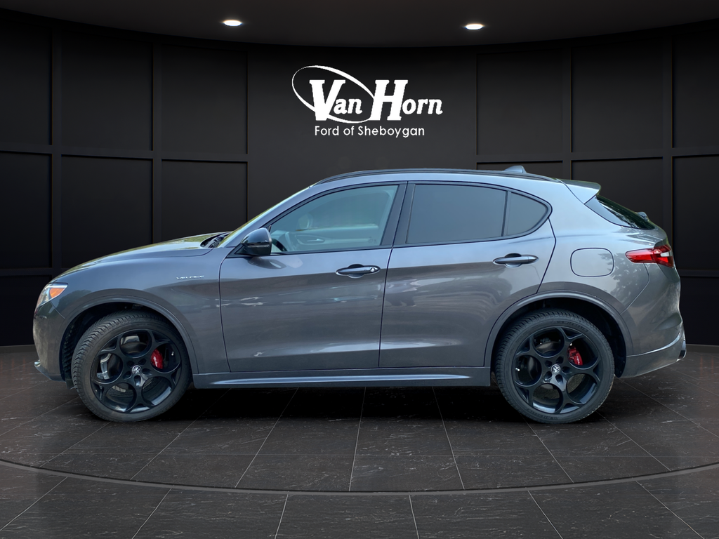 2022 Alfa Romeo Stelvio Veloce